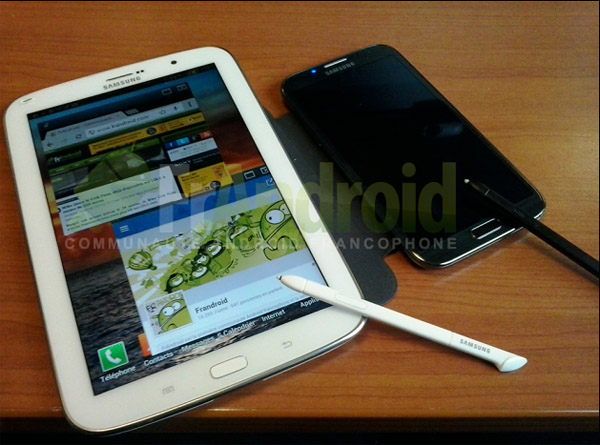  2  Samsung Galaxy Note 8.0 -    