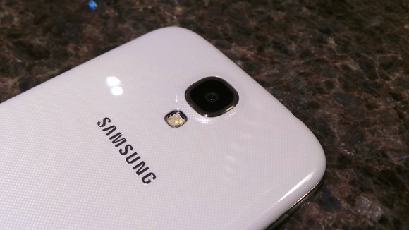  6   Samsung Galaxy S 4 - 